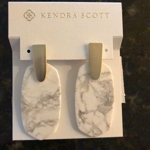 Kendra Scott earrings- NWT